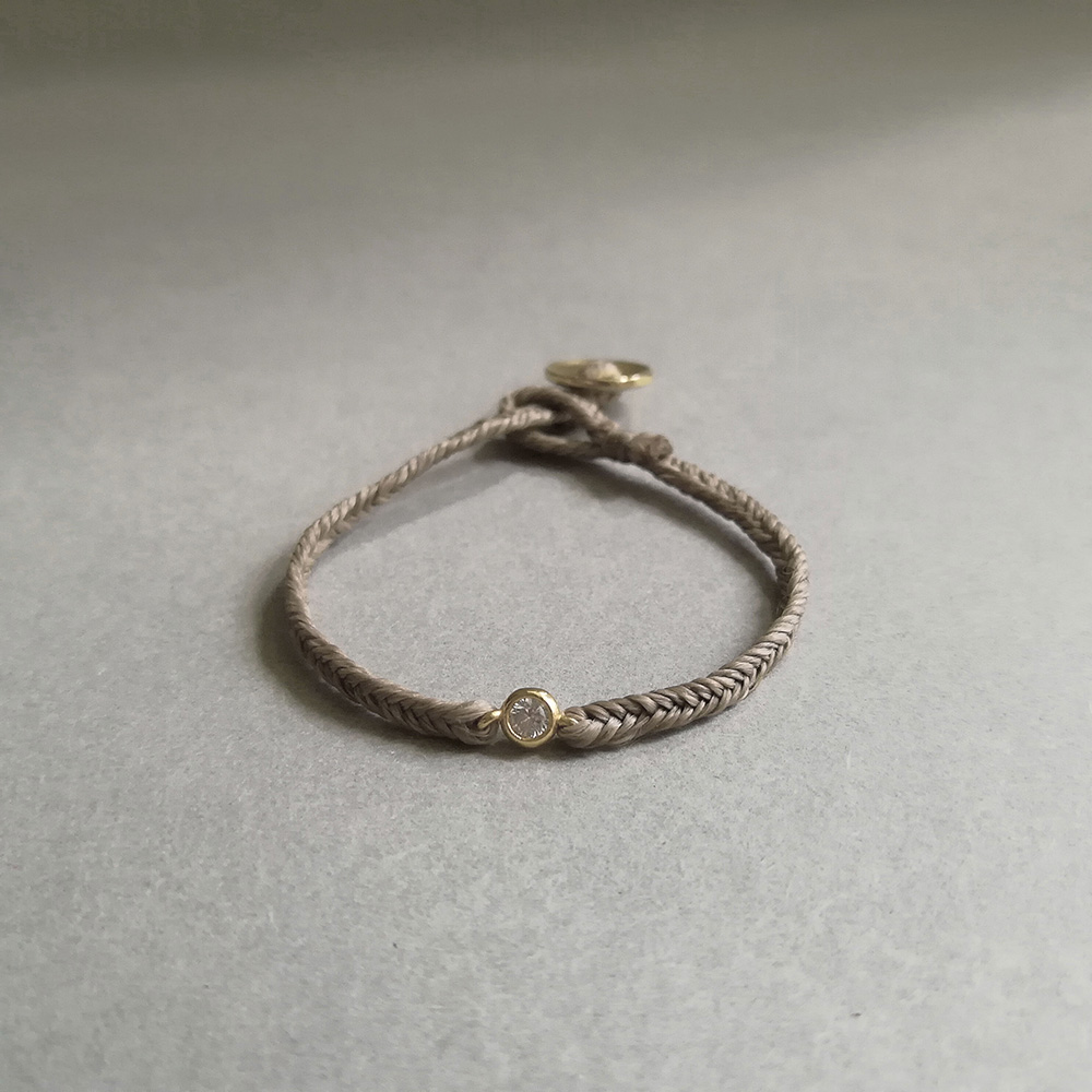 TINY CLASSIC BRACELET – almond